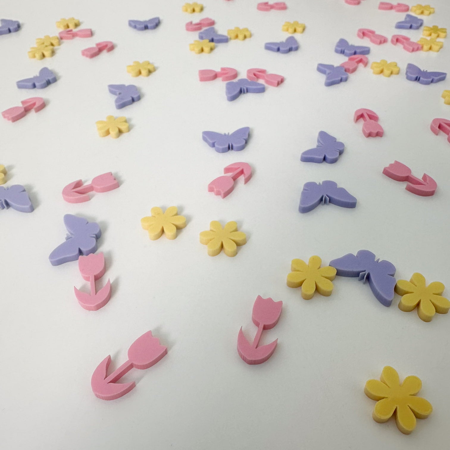 Nachhaltiges Konfetti aus Acryl - Frühling