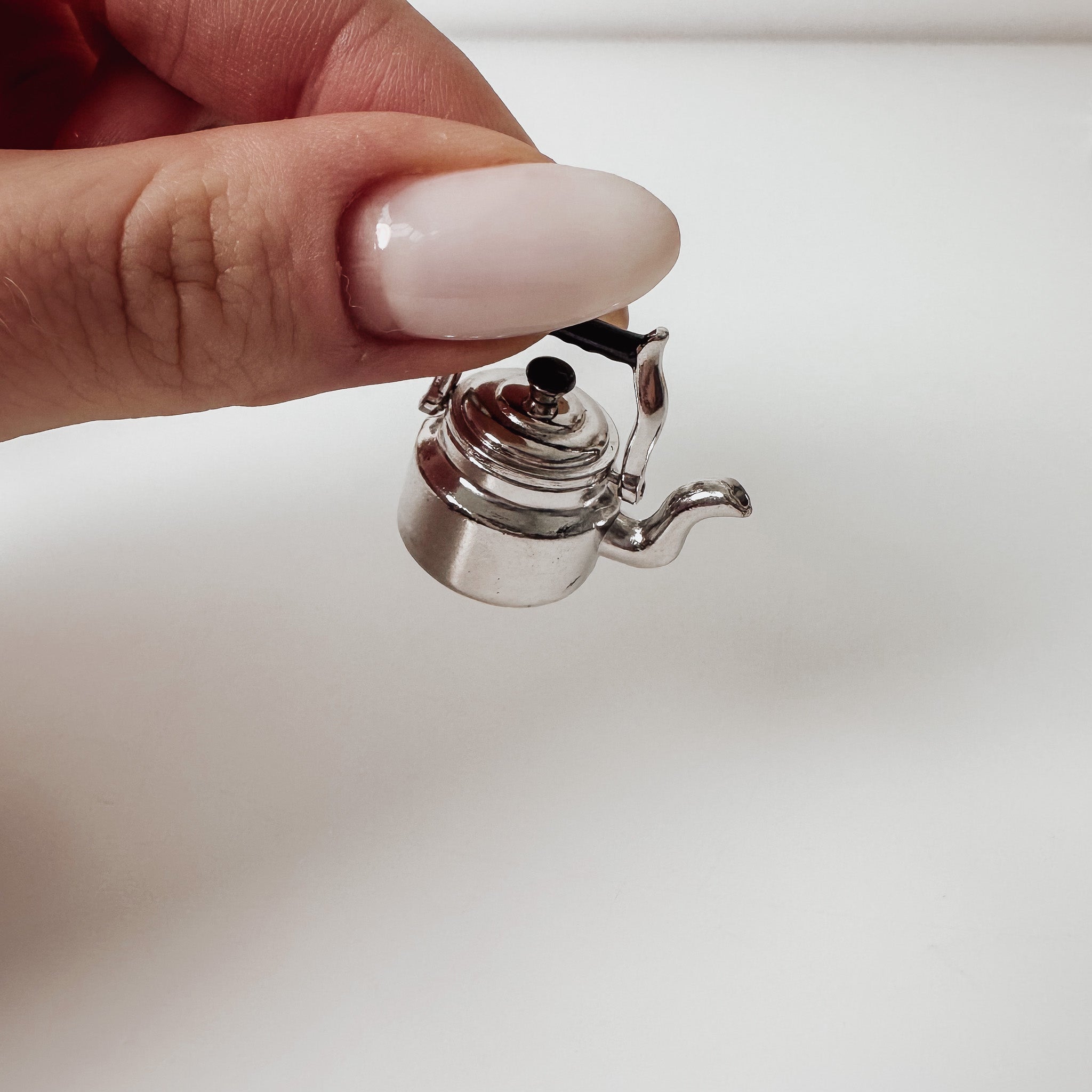 Mini Teekanne – Wichtel Deko Metall