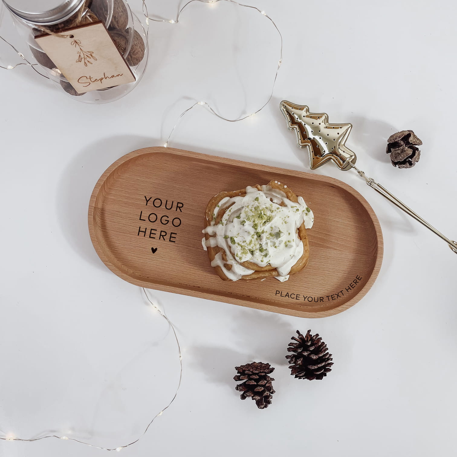 Personalisiertes Holztablett mit Gravur – stilvolles Firmengeschenk aus Massivholz