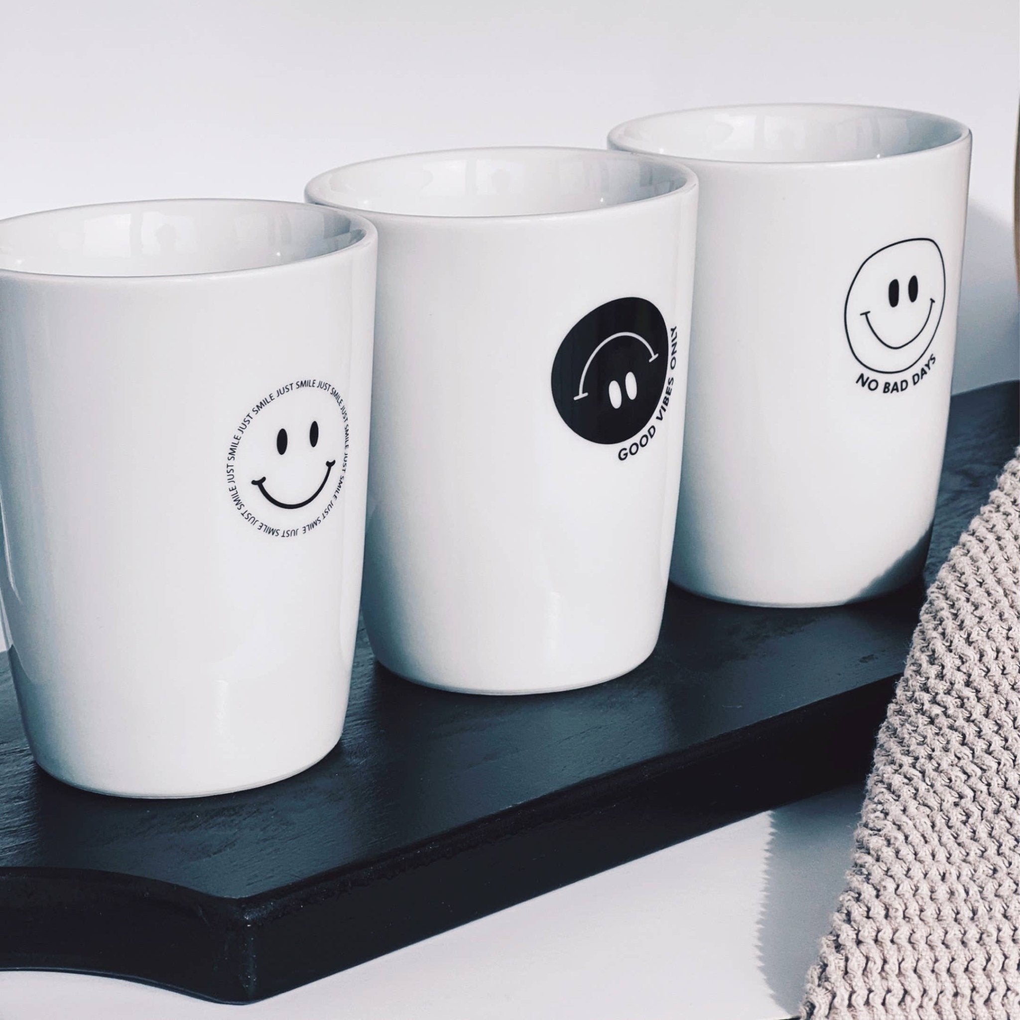 Becher Tasse Smiley - Bunt Smile Happy - lyllevenn