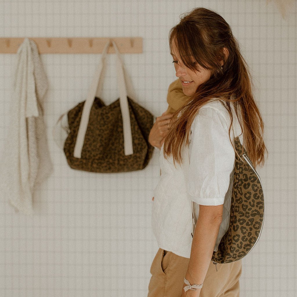 Crossbody bag Leopard -  Olive - lyllevenn