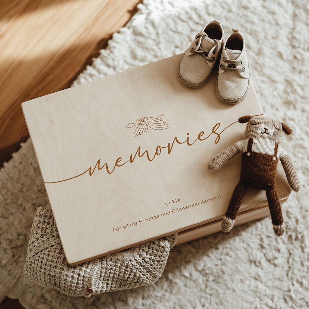 Erinnerungskiste Holz personalisiert - Baby memories - lyllevenn