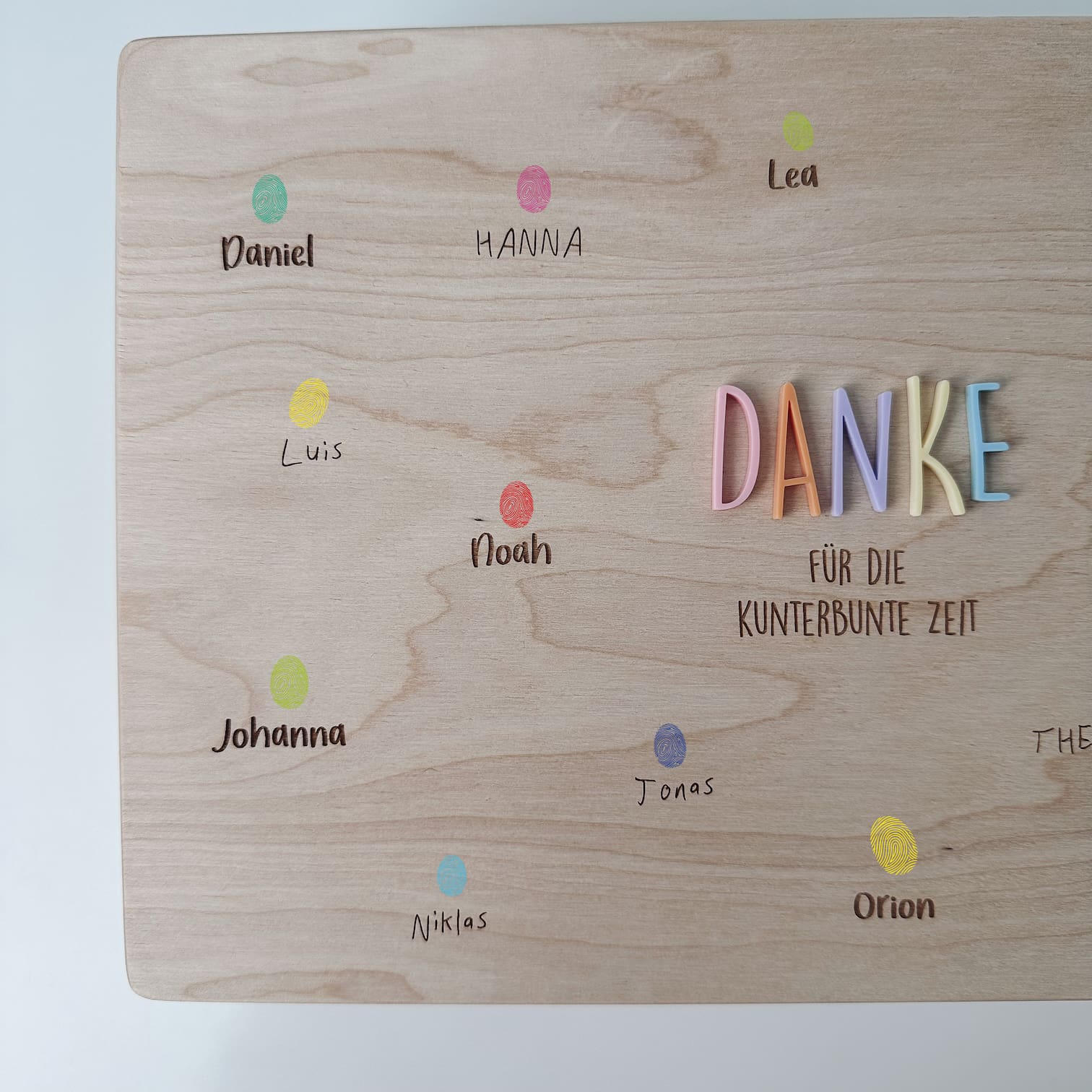 Erinnerungskiste Holz personalisiert - Danke 3D Schrift - lyllevenn