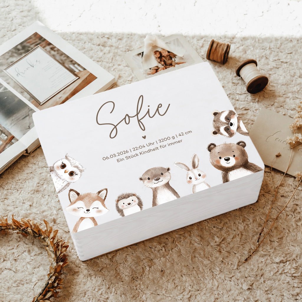 Erinnerungskiste Holz personalisiert - Hello Woodland - lyllevenn