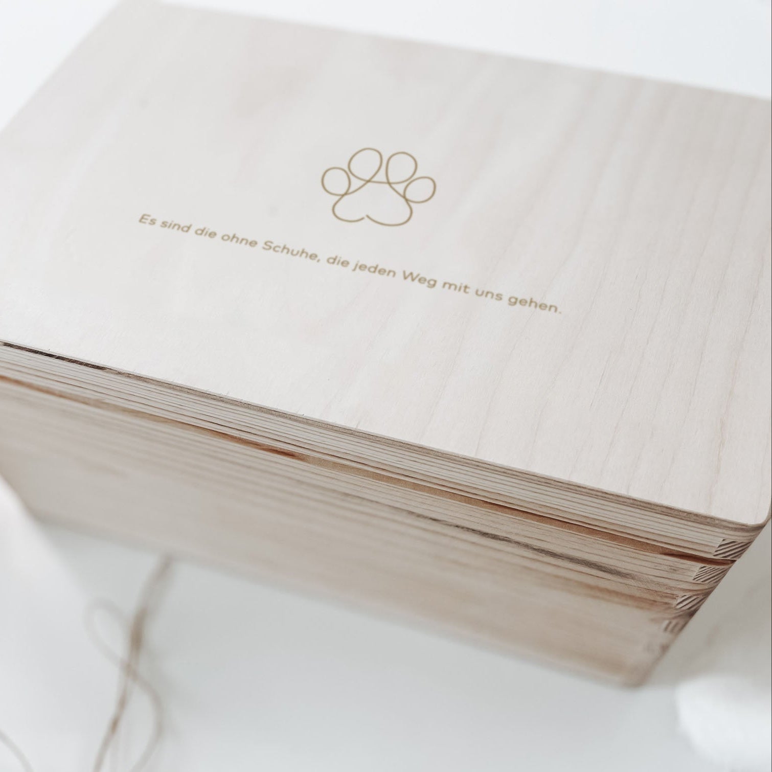 Erinnerungskiste Holz personalisiert -  Hundepfote - lyllevenn