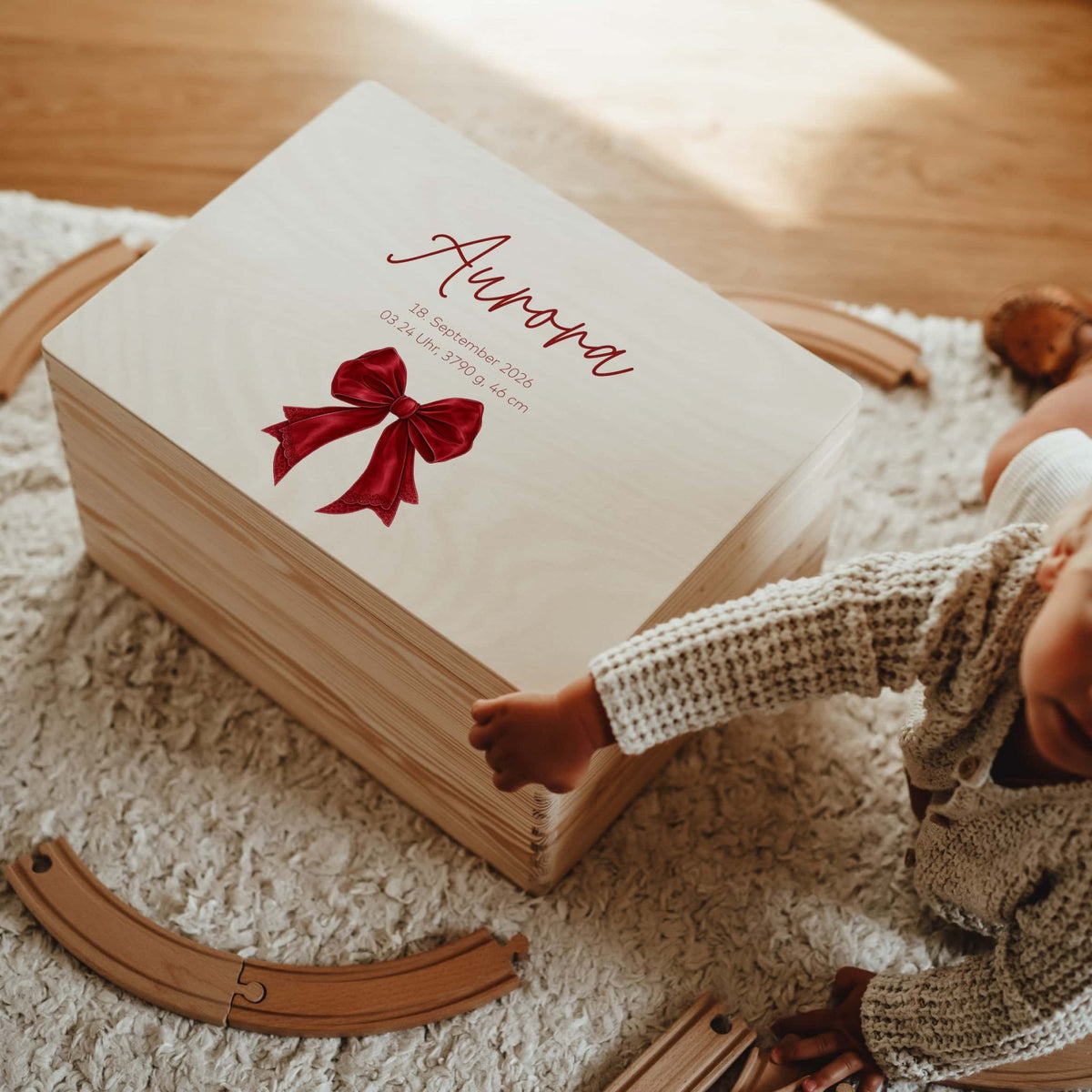 Erinnerungskiste Holz personalisiert - Schleifen Design - lyllevenn