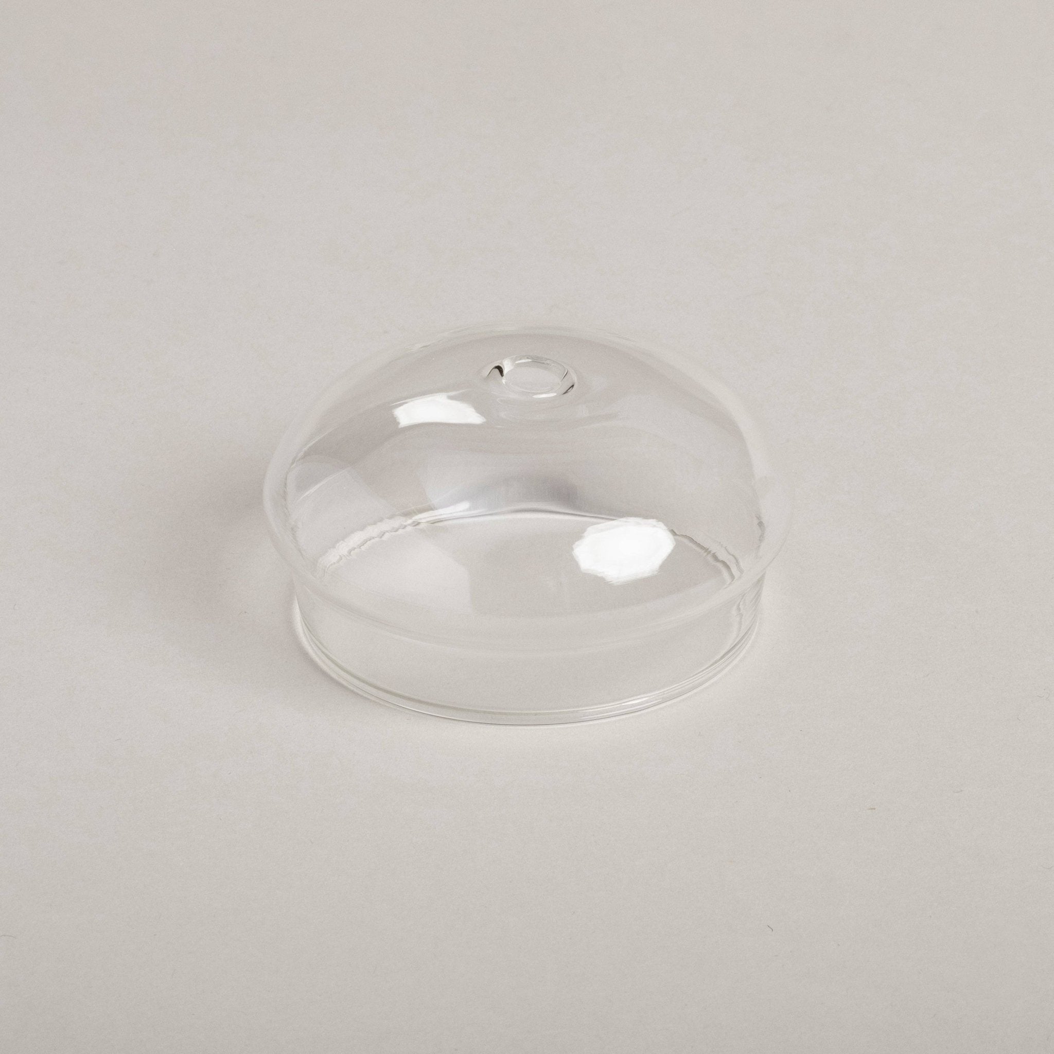 Glasdeckel für Trinkglas – gewölbt mit Strohhalmöffnung - lyllevenn