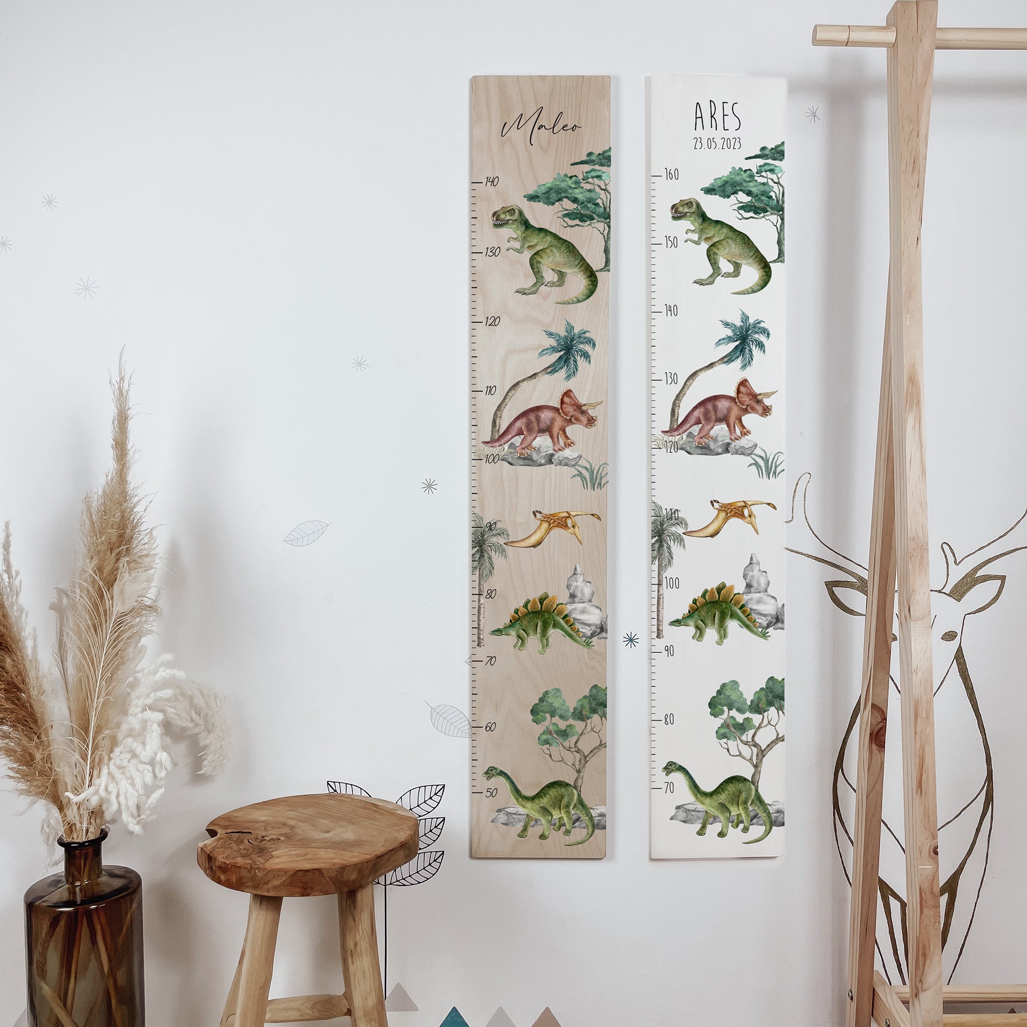 Kindermesslatte Holz "Jurassic Adventure" – mit Namen personalisiert