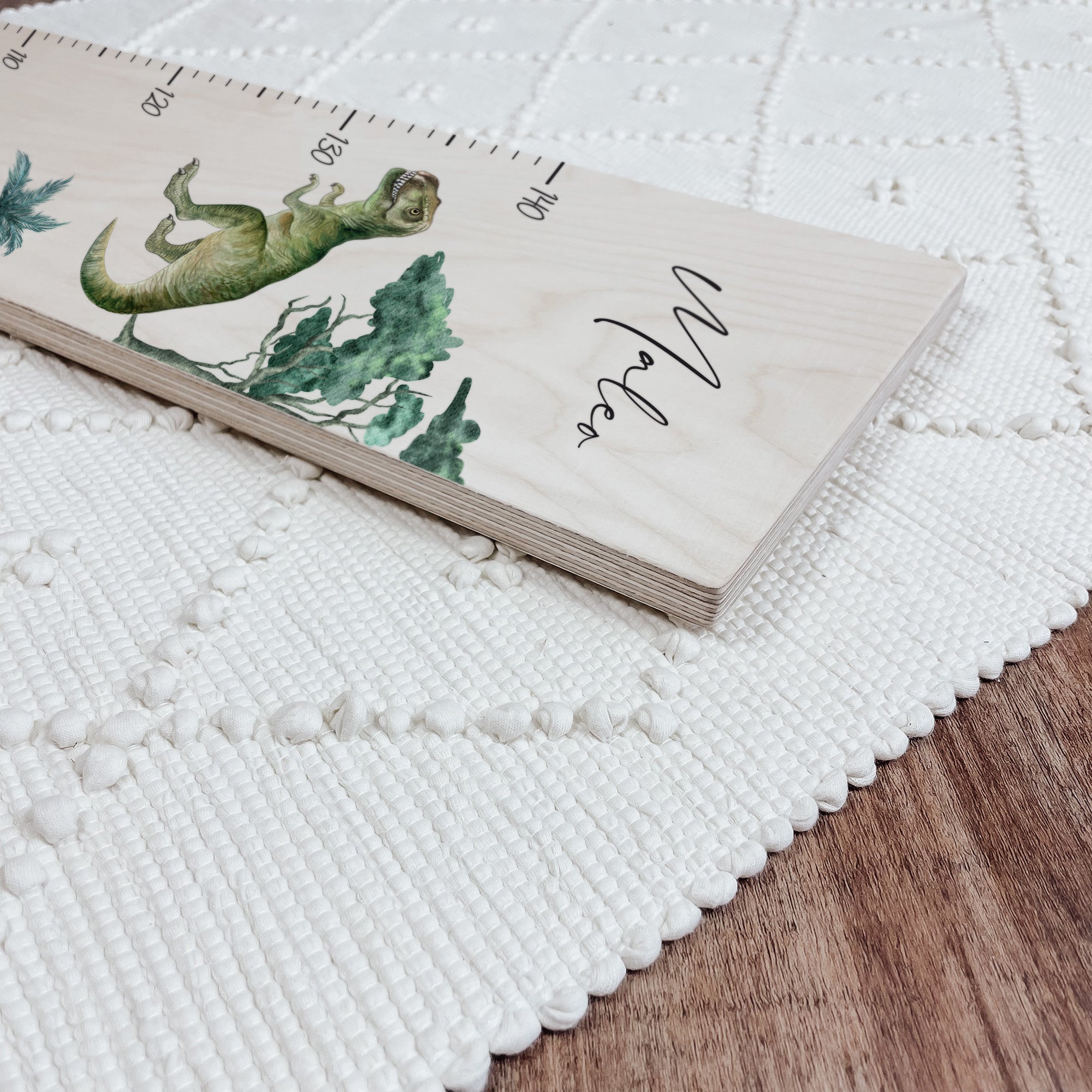 Kindermesslatte Holz "Jurassic Adventure" – mit Namen personalisiert