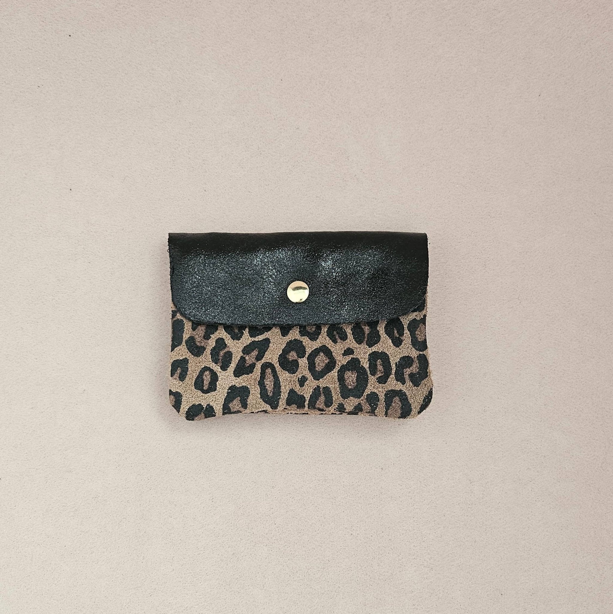 Leder - Geldbörse Leopard - schwarze Klappe - lyllevenn