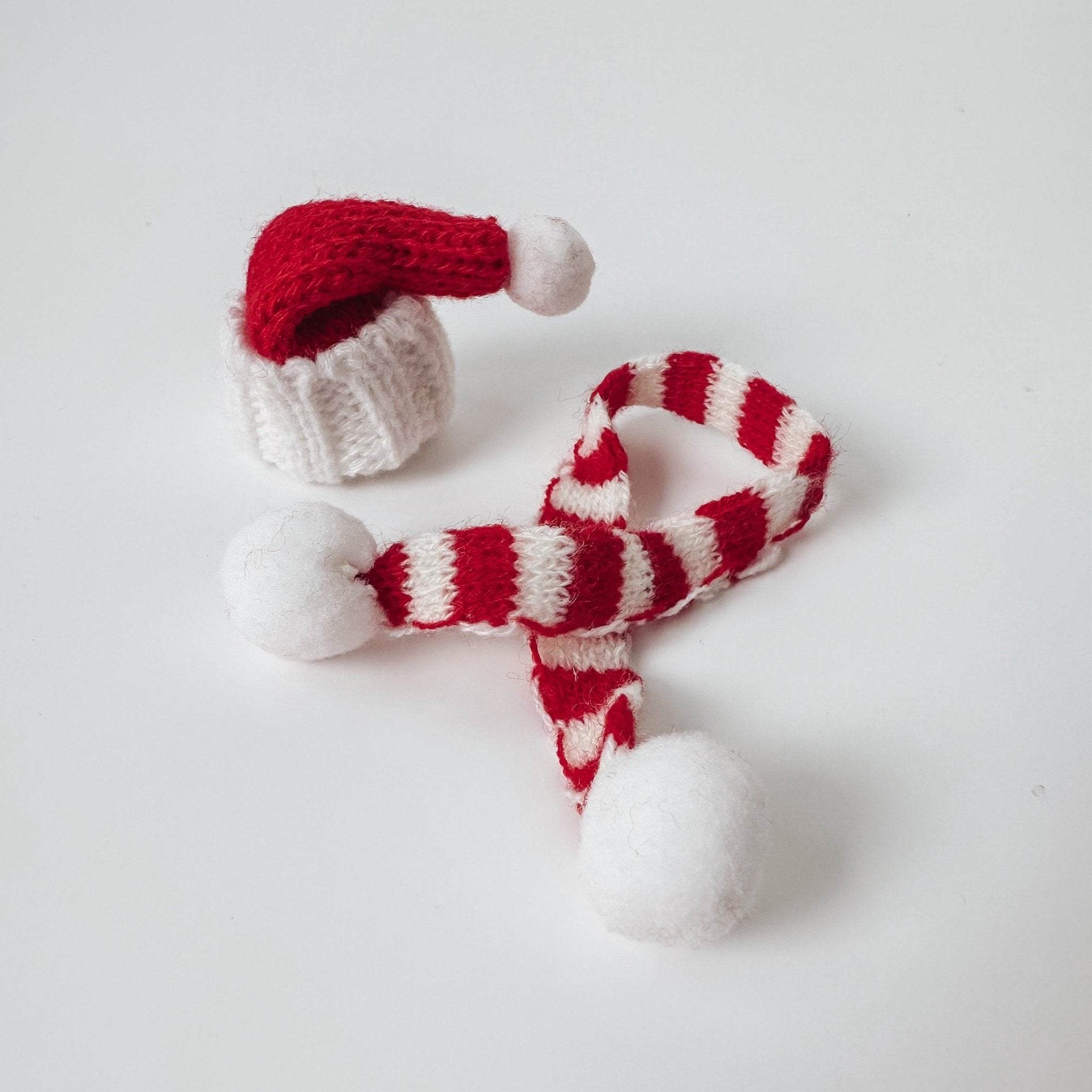 Mini Wollschal für Wichtel – handgemachtes Zubehör für die Wichteltür - lyllevenn