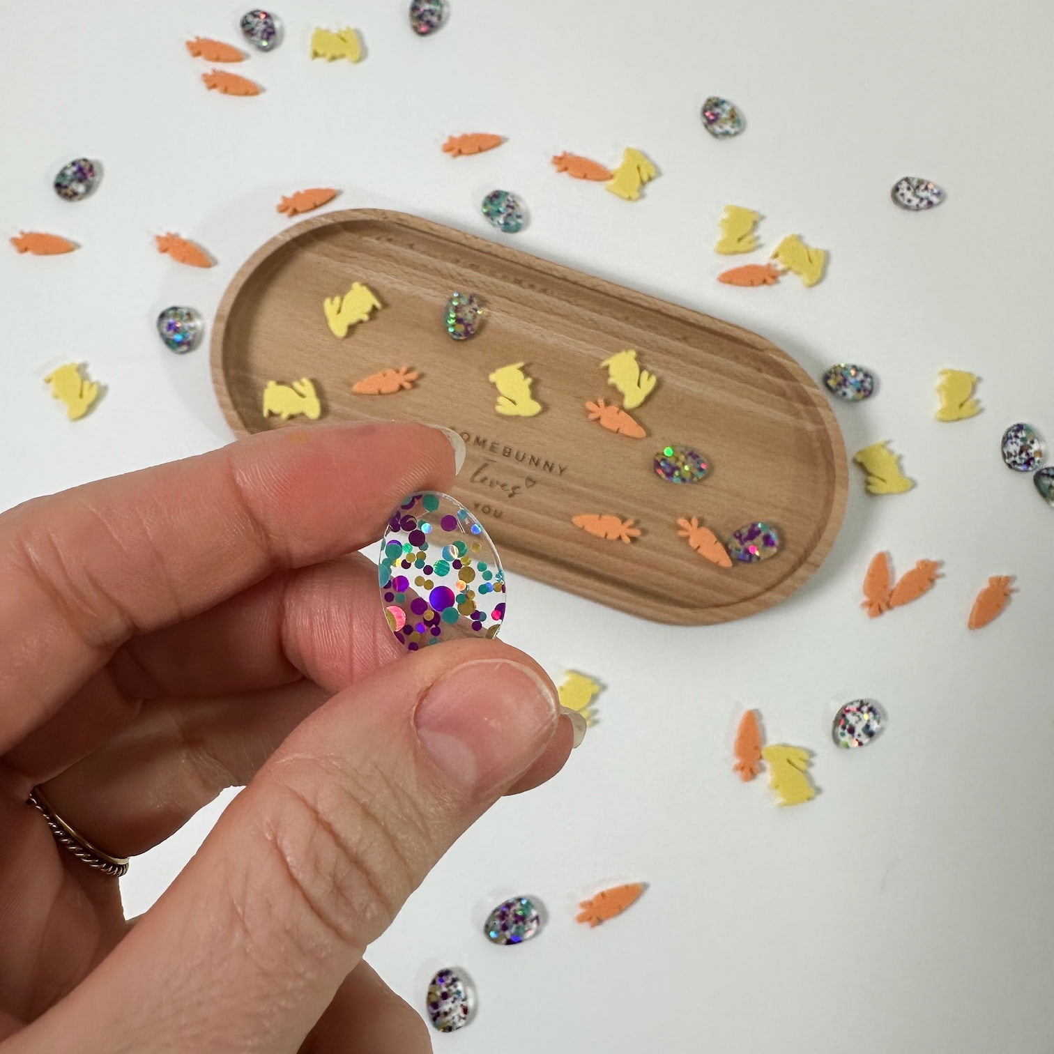 Nachhaltiges Konfetti aus Acryl - Ostern Hoppel Mix - lyllevenn