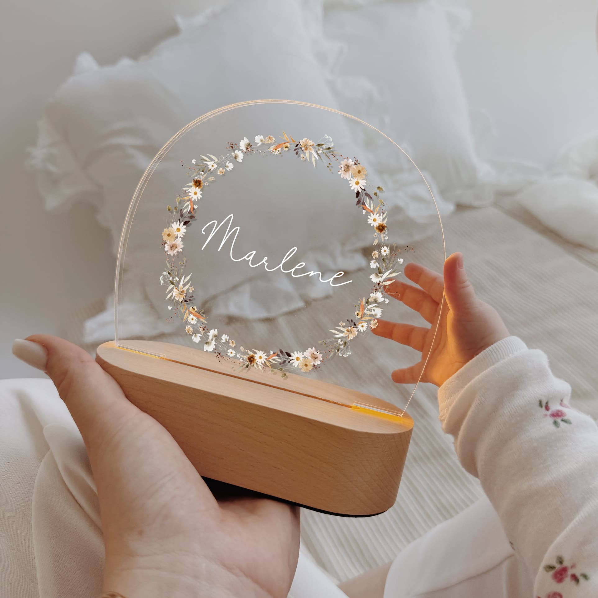 Nachtlicht Kinder personalisiert – LED Lampe bedruckt Blumen - lyllevenn