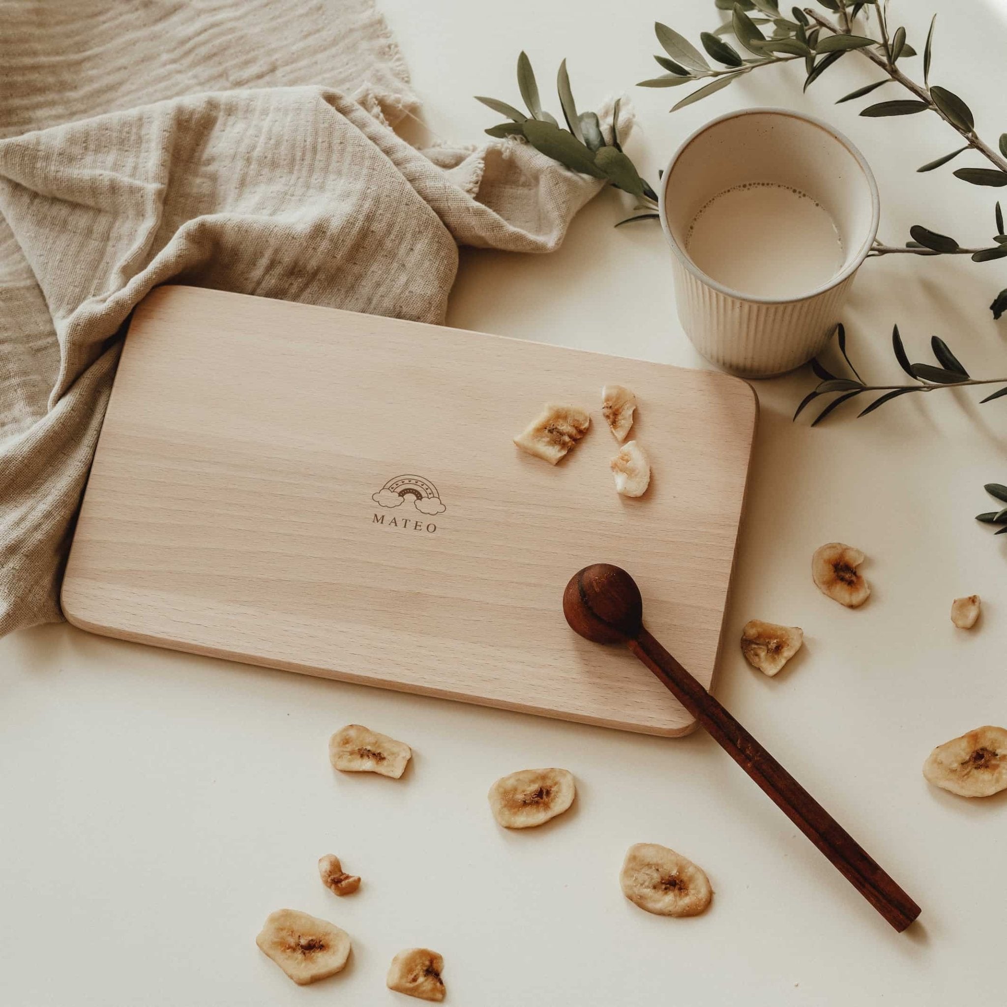 Personalisiertes Frühstücksbrettchen - Regenbogen - lyllevenn