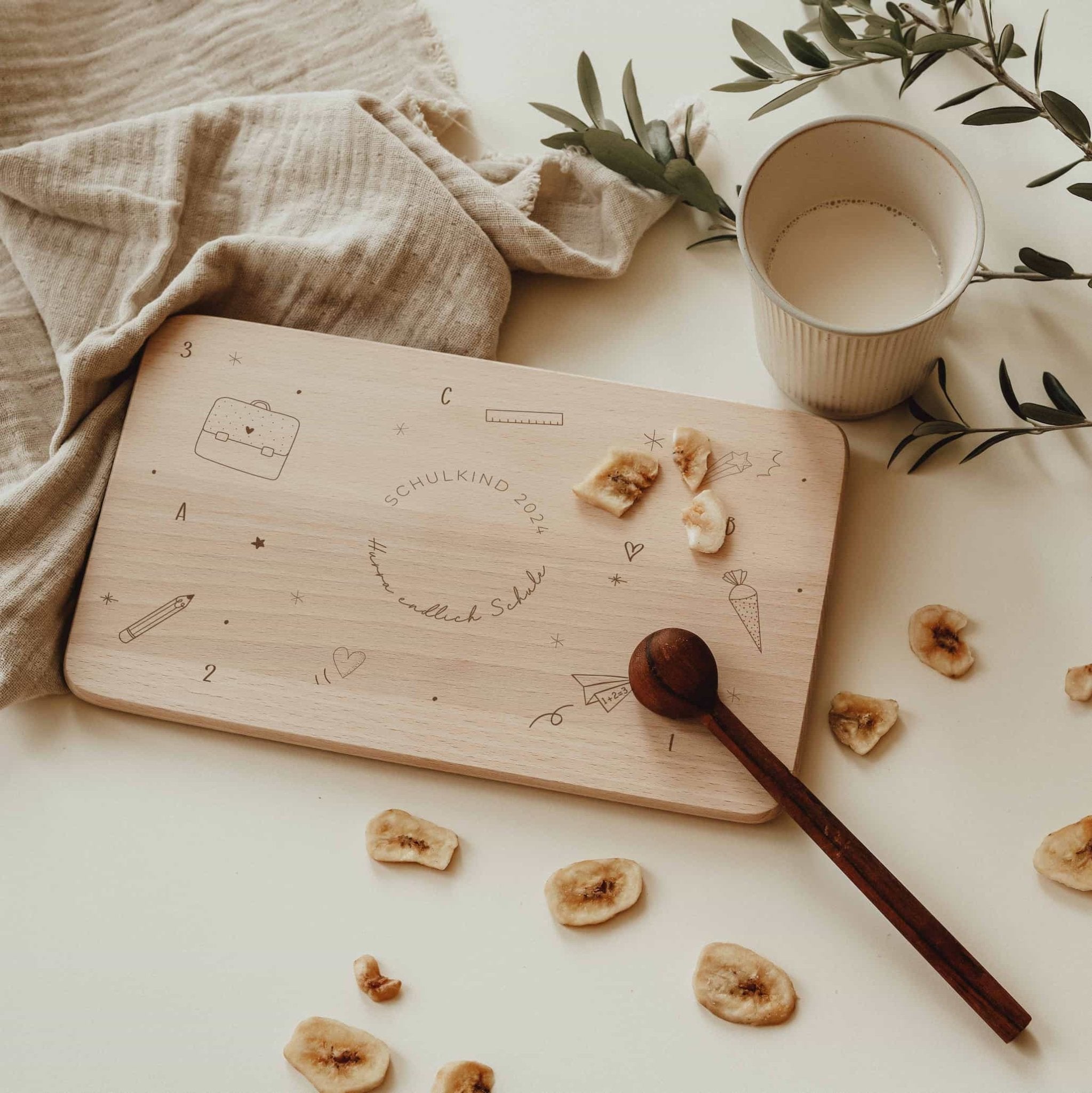 Personalisiertes Frühstücksbrettchen - Schulkind - lyllevenn
