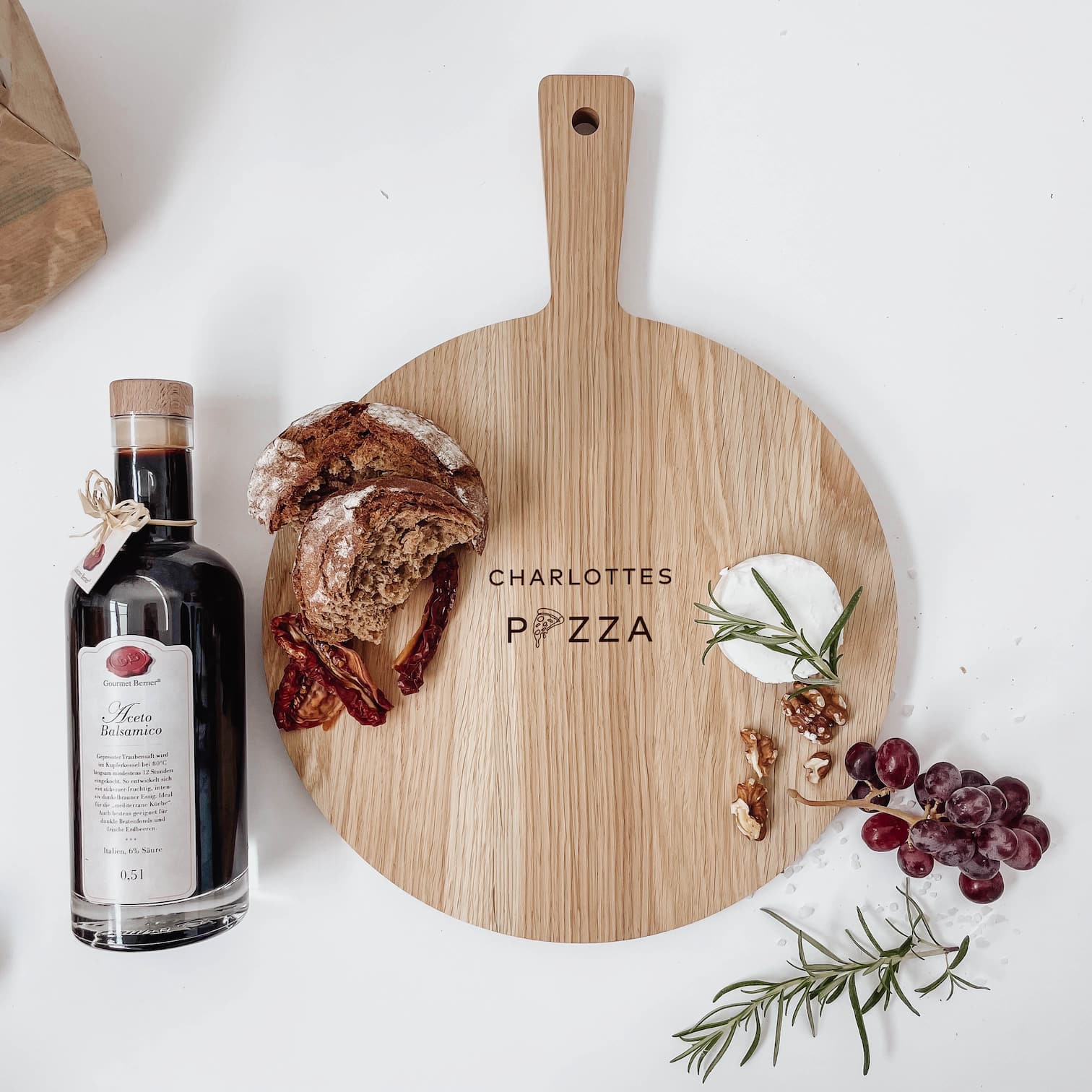 Personalisiertes Rundes Schneidebrett Eiche - Pizza - lyllevenn