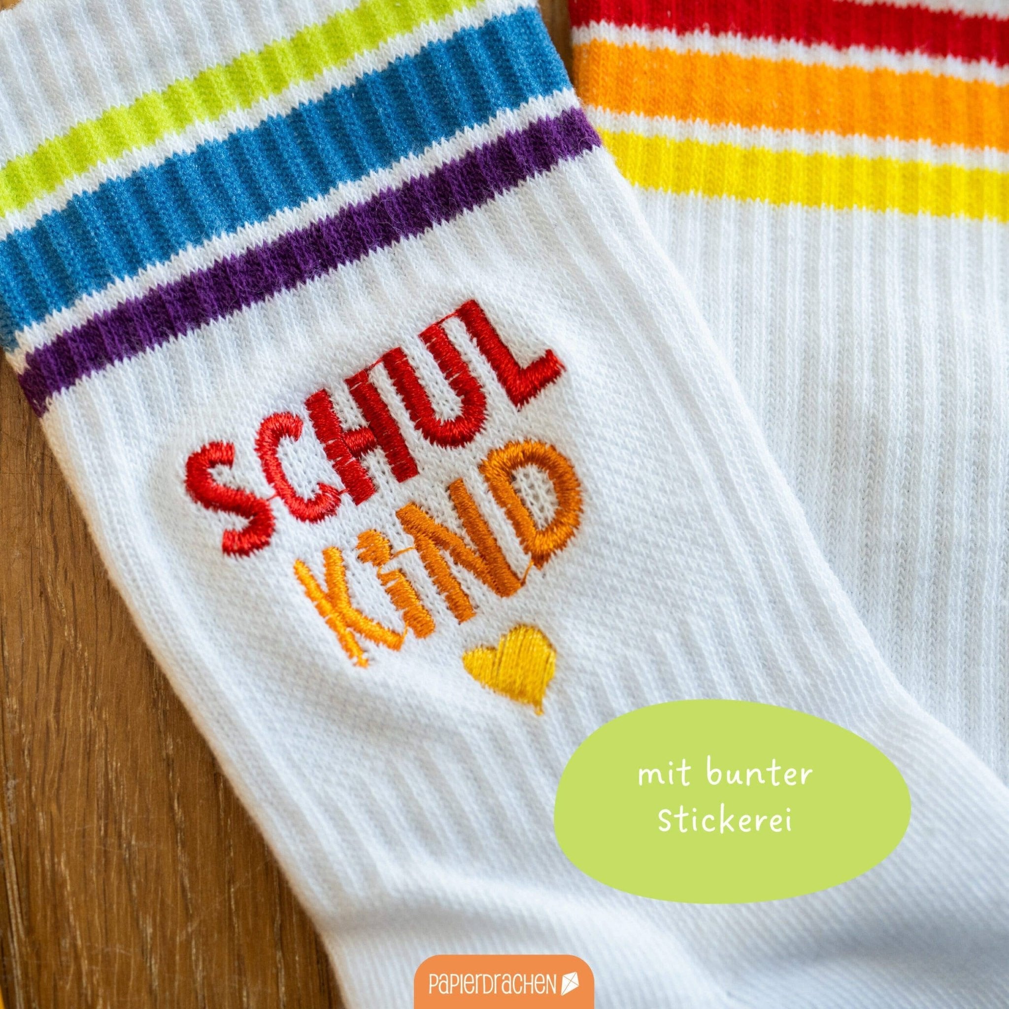 Socken bunt - zur Einschulung - lyllevenn