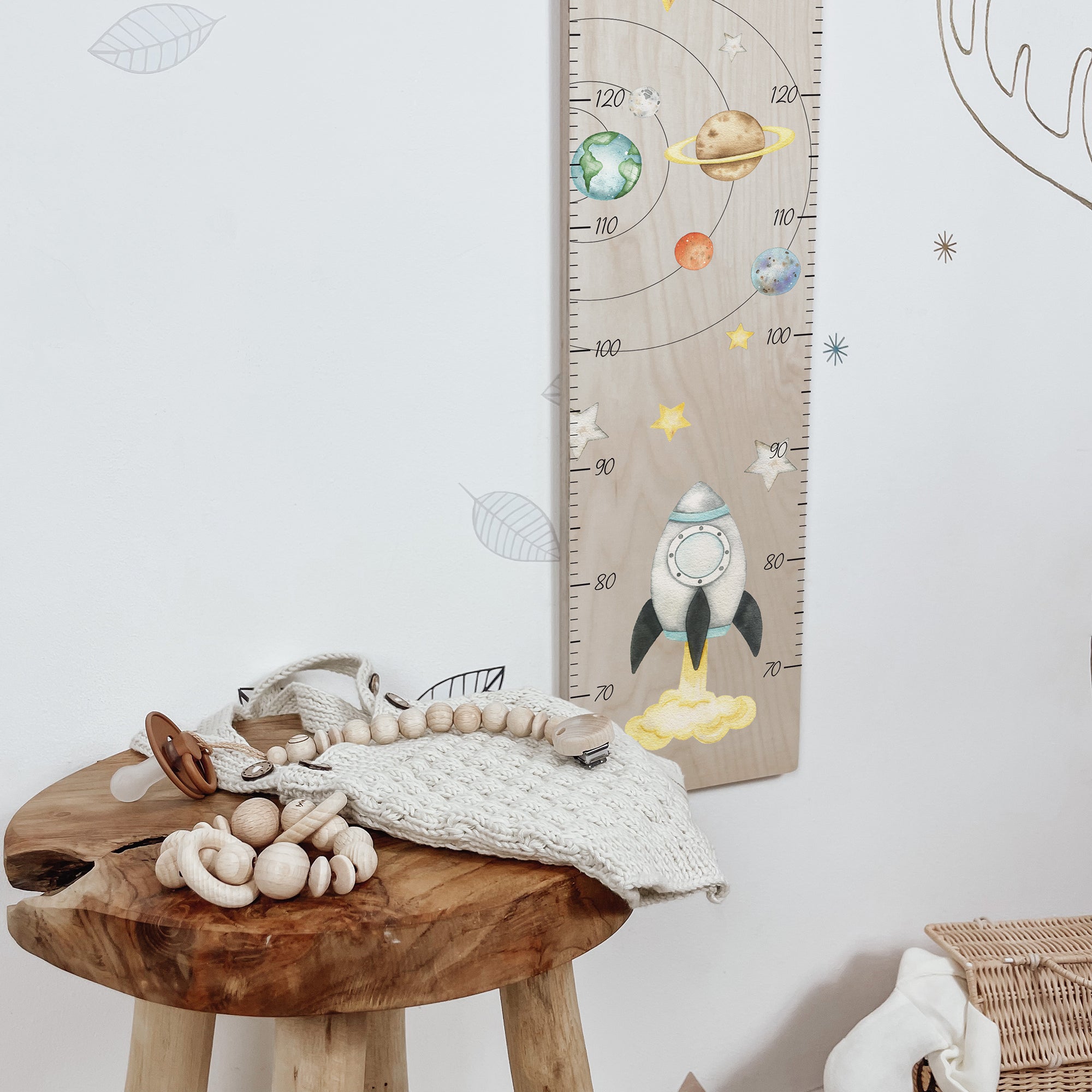 Kindermesslatte Holz "Weltall" – personalisiert mit Namen