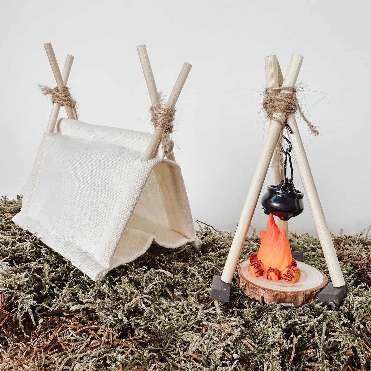 Wichtel Lagerfeuer – Mini Feuerstelle mit Kessel - lyllevenn