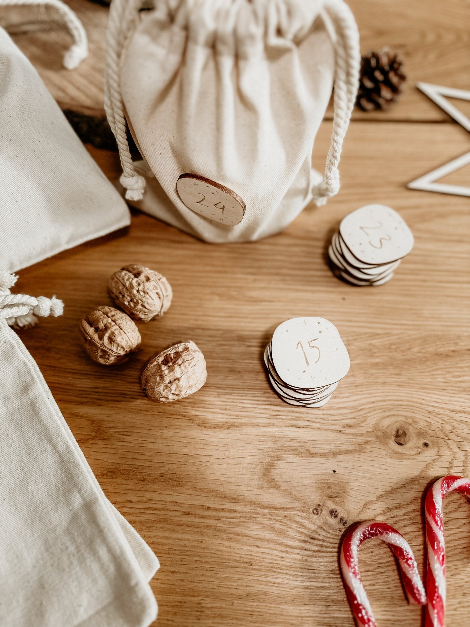 Adventskalenderzahlen | Zahlen | DIY Adventskalender | Advent | Weihnachtsdeko - 'Sternenstaub' - lyllevenn-store