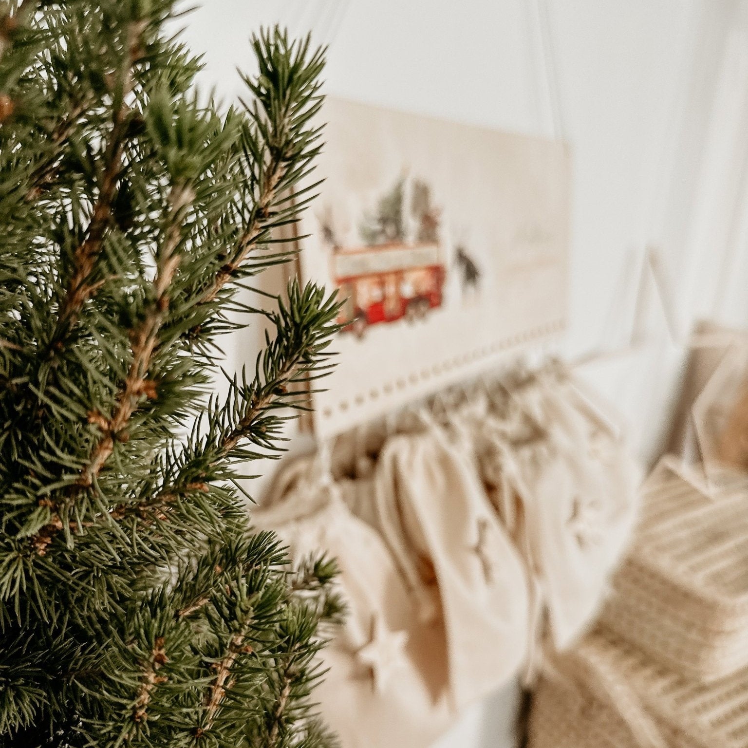 Beleuchteter Adventskalender Personalisiert "Weihnachtbus" Aquarell, Adventskalender zum Befüllen, Weihnachtsgeschenke Kinder Geschenke für Kind - lyllevenn-store