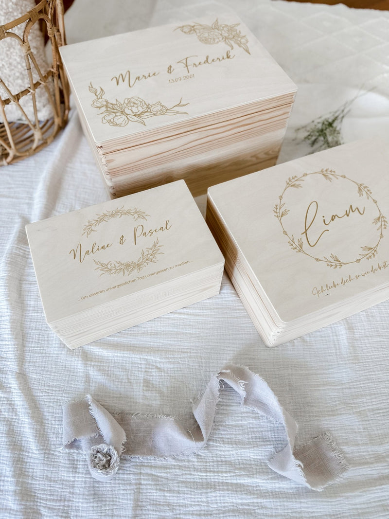 Holzkiste | Erinnerungskiste | graviert | Erinnerungsbox - WILDBLUMEN - lyllevenn-store