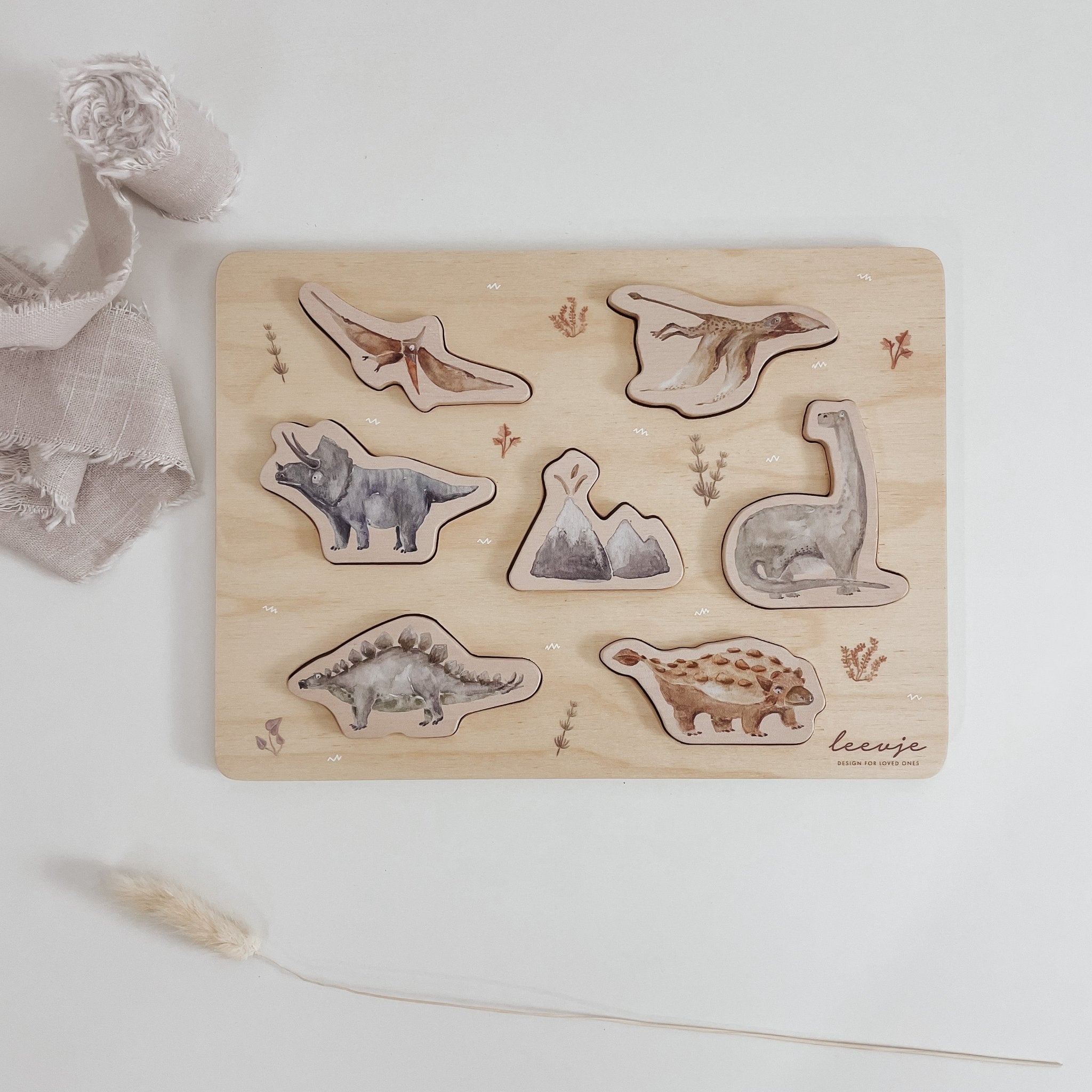 Holzpuzzle | Steckpuzzle aus nachhaltigem Holz – DINO - lyllevenn
