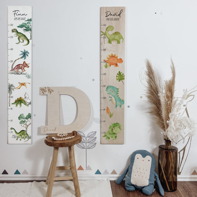 Kinder Messlatte | Holz | personalisierbar | zwei Varianten - DINOSAURIER - lyllevenn-store