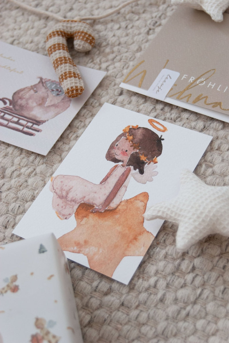 Postkarte | Weihnachten | Weihnachtsgrüße - Engel auf Stern - lyllevenn-store
