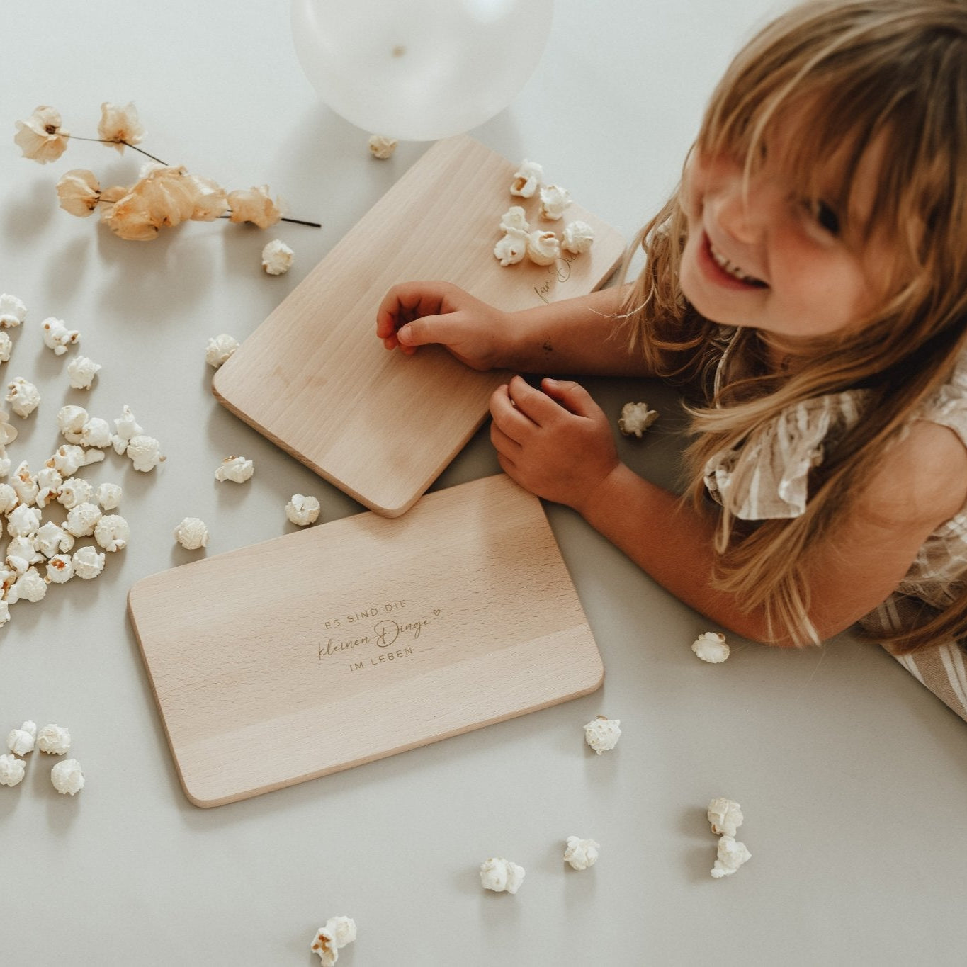 Schneidebrett als Geschenk | Frühstücksbrett | scandinavian Home | Sprüche | minimalistisch Holzbrett - lyllevenn-store