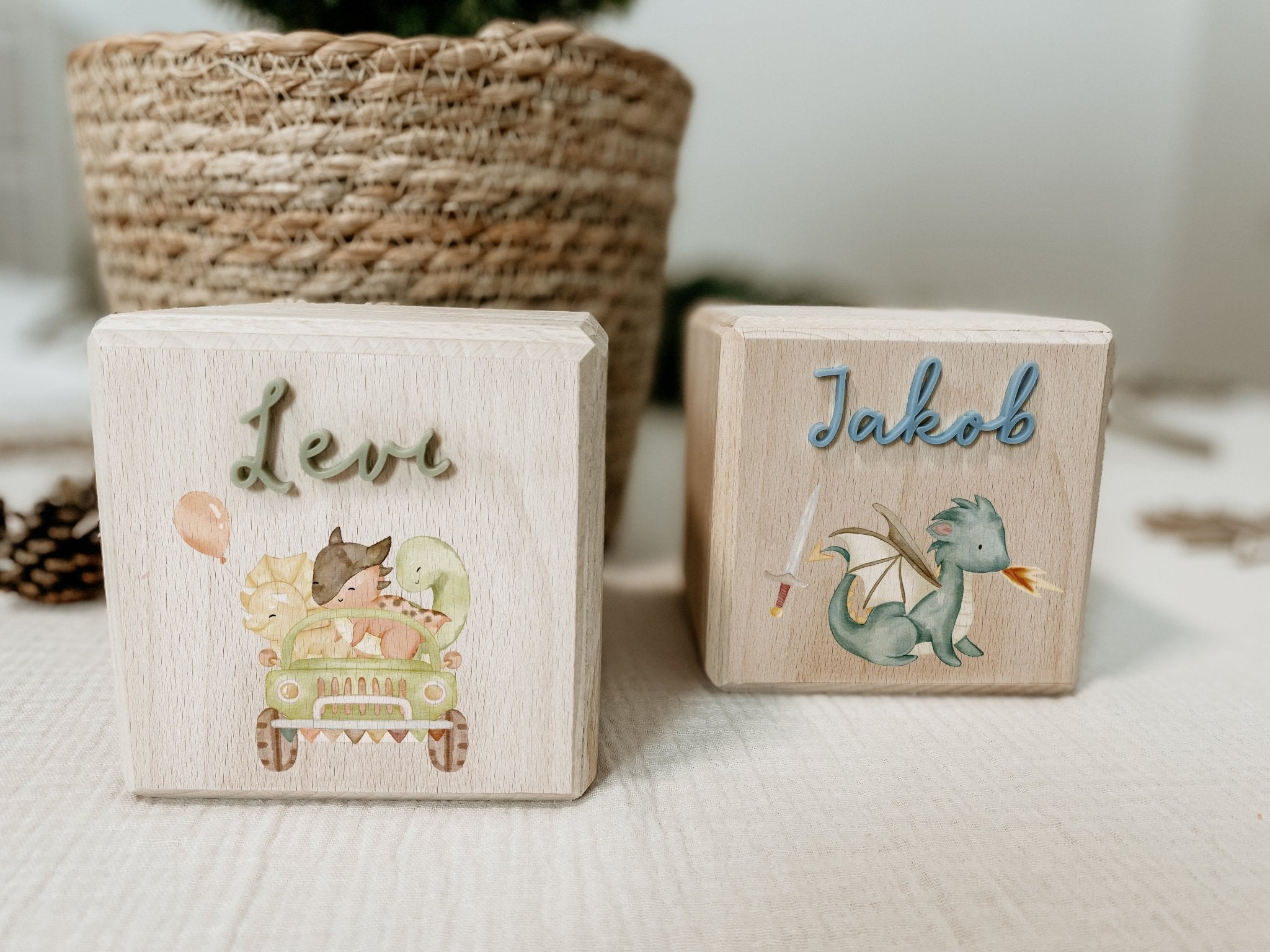 Spardose Holz Personalisiert - Dino - lyllevenn